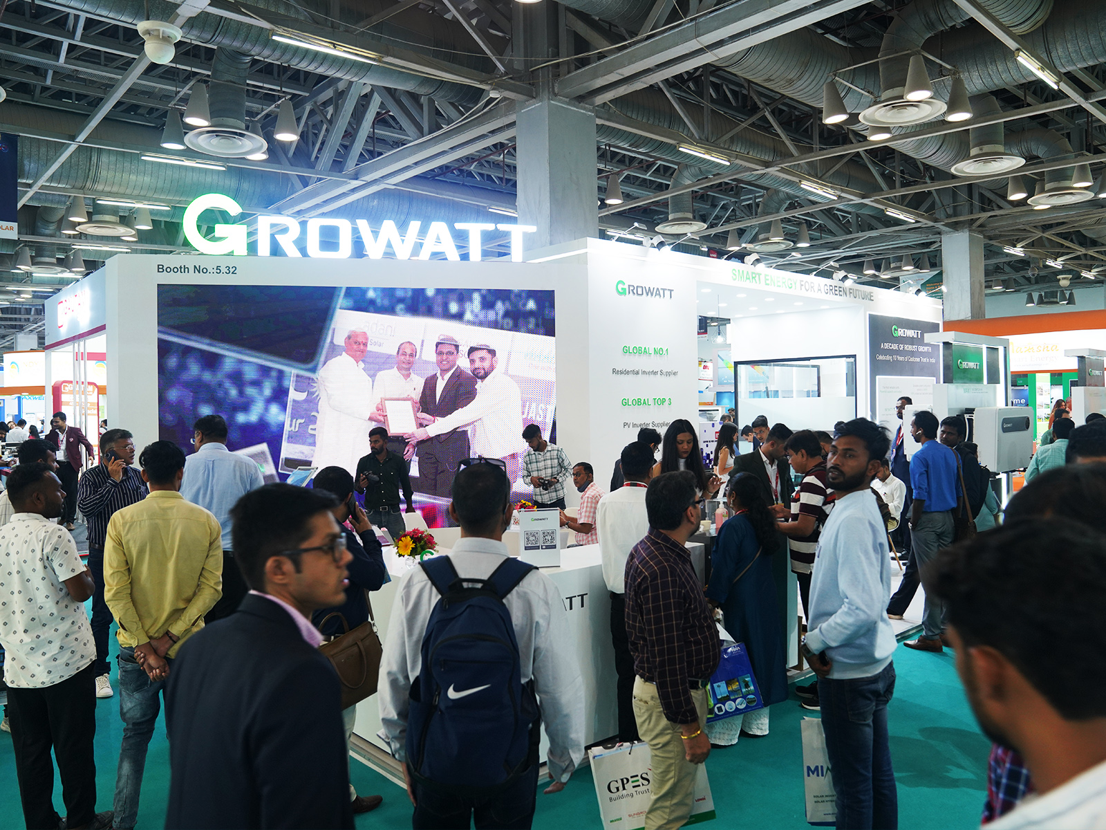 Growatt Exhibits Its Powerful Solar Inverters  at REI 2022.jpg